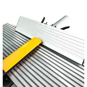 Lumberjack PRO SERIES Heavy Duty Planer Thicknesser Includes Wheels & Integrated Dust Extractor