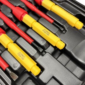 Lumberjack 13 Piece VDE Insulated Electrician Screwdriver Set, 1000V Rated Magnetic Tips Chrome Vanadium Steel, Includes Voltage Tester & Carry Case