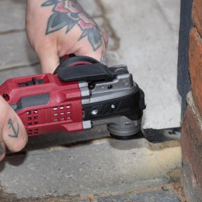 Lumberjack 20V Multi Tool 1x 2Ah Battery & Fast Charger